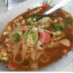 Kwetiaw Rebus Ayam Bakso Sosis