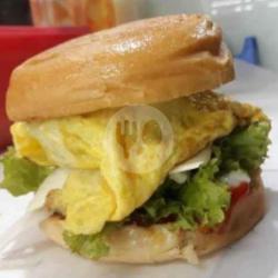 Burger Telur   Keju