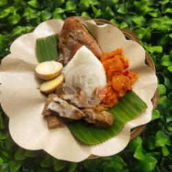 Sego Gudeg Komplit