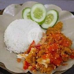 Ayam Geprek Sambal Korek