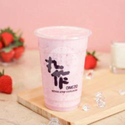 Strawberry Milkshake (medium)