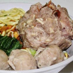 Baso Sapi Urat Mie Campur