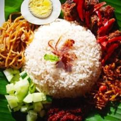 Nasi Lemak Rendang Paru Sapi