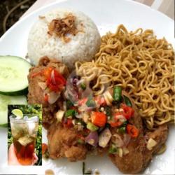 Nasi Ayam Matah   Mie   Ice Tea