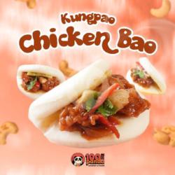 Kungpao Chicken Bao