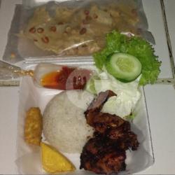 Paket Ayam Bakar Komplit  1 Bungkus Peyek Rebon/kacang