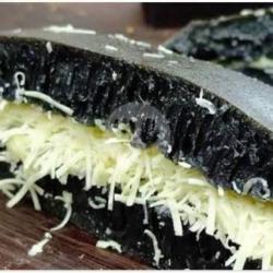 Martabak Keju Susu Black Forest