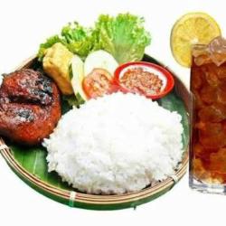 1 Ayam Bakar   Nasi   Sayur   Sambel   Es Teh