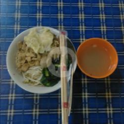 Mie Yamien Pangsit Rebus Bakso