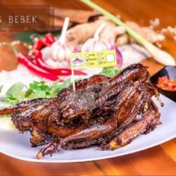 Ingkung Bebek Bakar