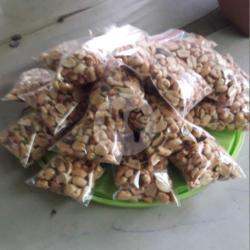 Kacang Sangrai