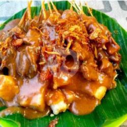 Sate Daging Ayam Setengah