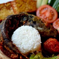 Nasi Lele Penyet