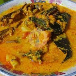 Nasi   Ikan Asap Gulai Kuning