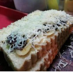 Roti Bakar Pisang Greentea Crunchy