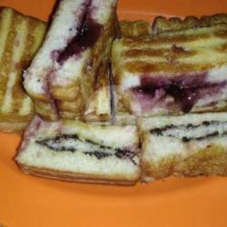 Rotibakar Coklat Blueberry Dipisah