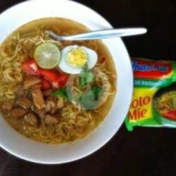 Indomie Soto Plus Telor Ceplok