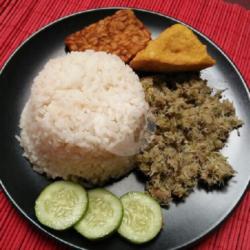 Nasi Suwir Tongkol Pedas