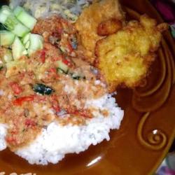 Nasi Penyet Dadar Jagung