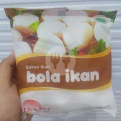 Bola Ikan Minaku