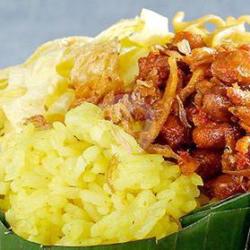 Nasi Kuning Teri Kacang Balado