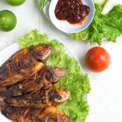 Nasi Ikan Ekor Kuning Bakar Sambal Lalapan