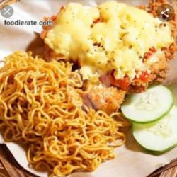 Mie,telor Geprek Nikmat Mantap Pedas