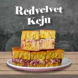 Martabak Manis Redvelvet Keju