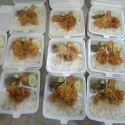 Nasi Ayam Geprek Sambel Rawit Ijo