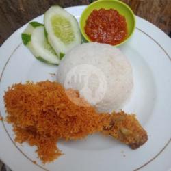 Nasi Ayam Goreng Serundeng