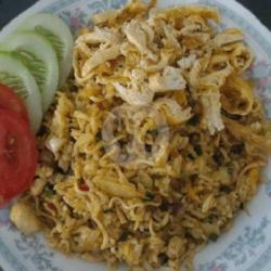 Nasi Goreng Ruwet Sosis