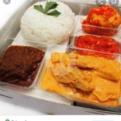 Nasi Padang Box Daging Rendang  Telur Balado