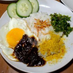 Nasi Telur Bumbu Hitam