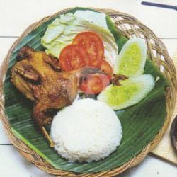 Nasi Uduk Puyuh Goreng