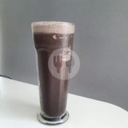 Charcoal Shake Latte