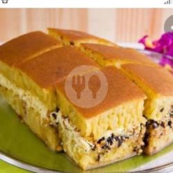 Kue Bandung Kismis Keju Coklat