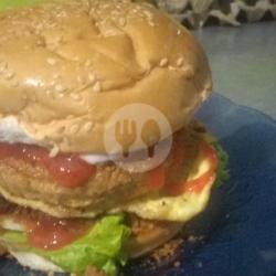 Burger Telur Chicken Sosis Sepesial Cheese