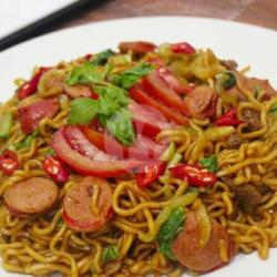 Mei Goreng Basis Paket Lengkap   Pentol   Ayam Suwir   Telor Krispy   Free Teh Es