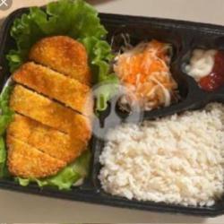 Nasi Bento Chiken Katsu