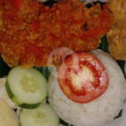 Nasi Ayam Geprekk