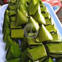 Kue Bugis Isi Kelapa Manis Dan Gurih