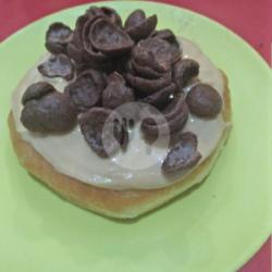 Donat Topping Koko Crunch