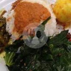 Nasi Telor Bulat Gulai Komplit