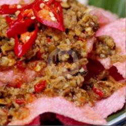 Kerupuk Merah Banjur Sambal Oncom