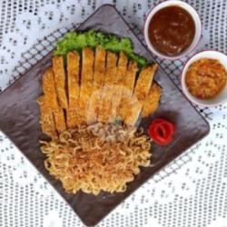 Indomie Goreng Ayam Katsu