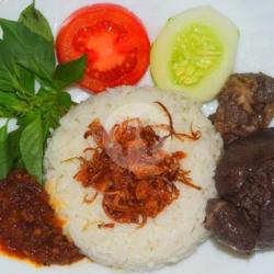 Nasi Ati Ampela Bacem