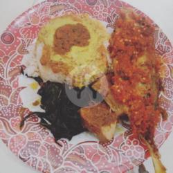 Ikan Goreng Balado   Cleo Mini