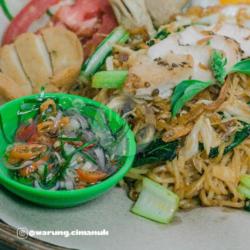 Indomie Goreng Sambel Matah