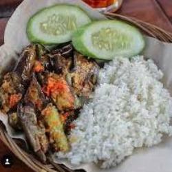 Nasi   Terong Penyet