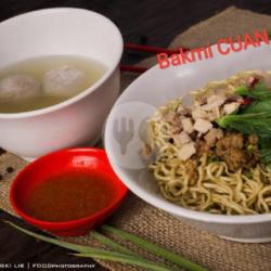 Bakmi / Bihun / Kwetiau   Pangsit / Bakso